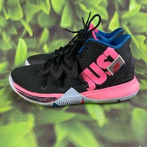 Nike Kyrie 5 Just Do It Size Size 6.5 Y 8 Women’s